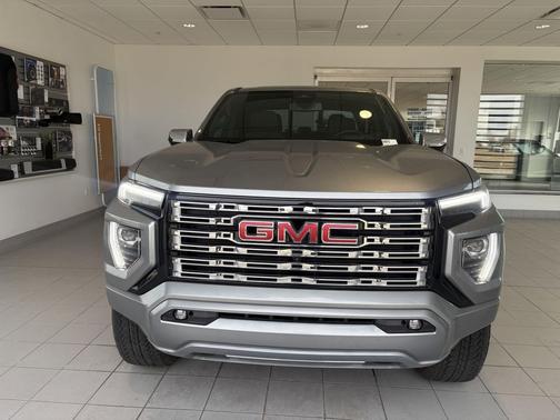 2024 GMC Canyon Denali