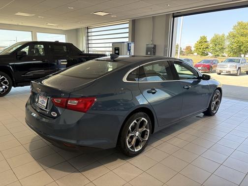 2024 Chevrolet Malibu FWD 1LT
