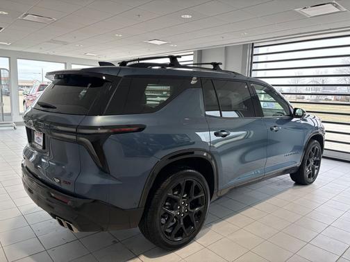 2025 Chevrolet Traverse RS