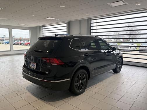 2024 Volkswagen Tiguan 2.0T SE 4MOTION