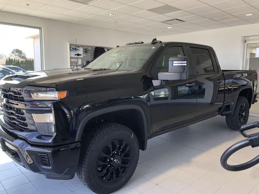 2025 Chevrolet Silverado 2500 Custom