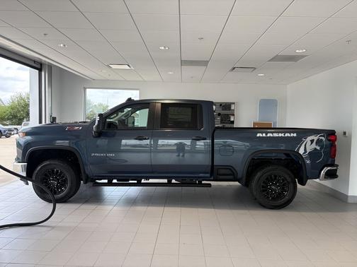 2025 Chevrolet Silverado 2500 WT