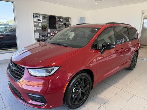 2025 Chrysler Pacifica Limited