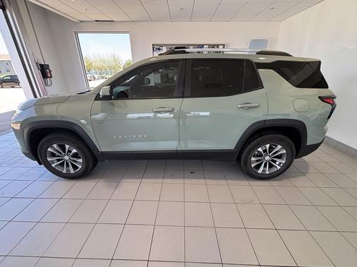 Cacti Green 2025 Chevrolet Equinox 1LT