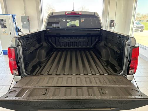 Sterling Gray Metallic 2024 Chevrolet Colorado ZR2