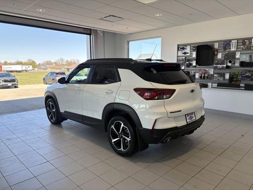 Summit White 2022 Chevrolet Trailblazer RS