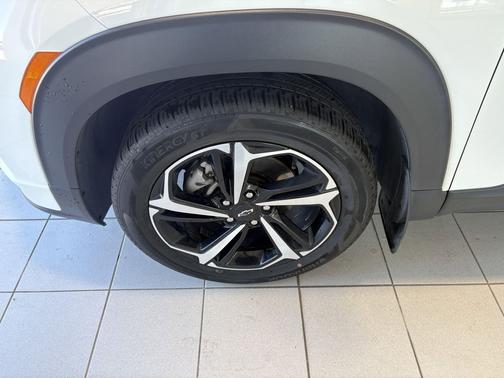Summit White 2022 Chevrolet Trailblazer RS