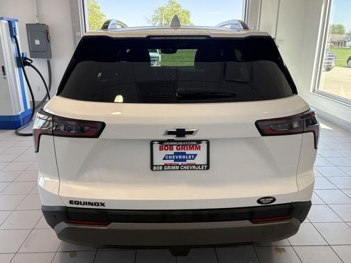 Summit White 2025 Chevrolet Equinox 1LT