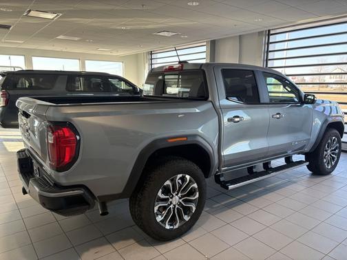 2025 GMC Canyon Denali