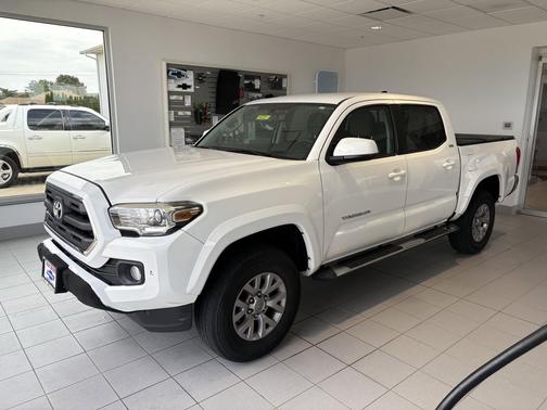2017 Toyota Tacoma SR5
