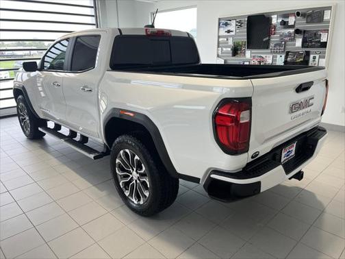 2024 GMC Canyon Denali