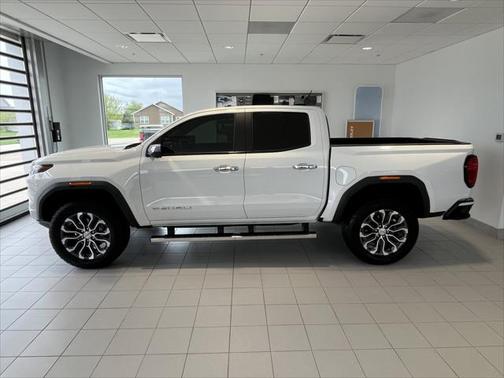 2024 GMC Canyon Denali