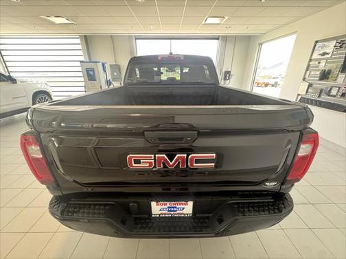 2023 GMC Canyon Denali