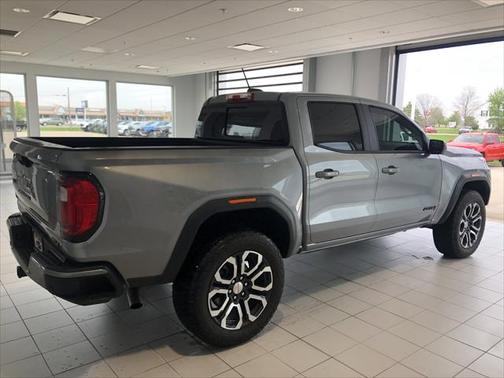 2023 GMC Canyon Base