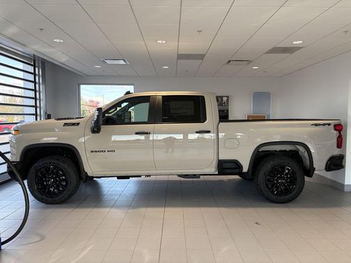 2026 Chevrolet Silverado 2500 Custom