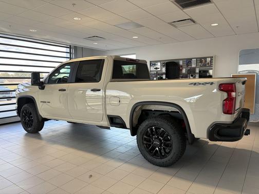 2026 Chevrolet Silverado 2500 Custom