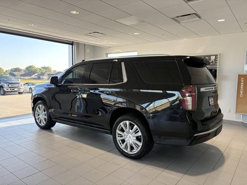 2022 Chevrolet Tahoe 4WD High Country