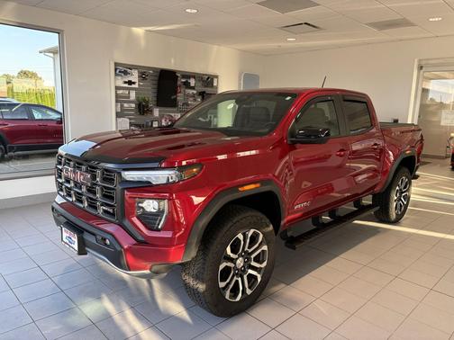 2024 GMC Canyon AT4