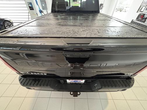 Black 2022 Chevrolet Silverado 2500 LTZ