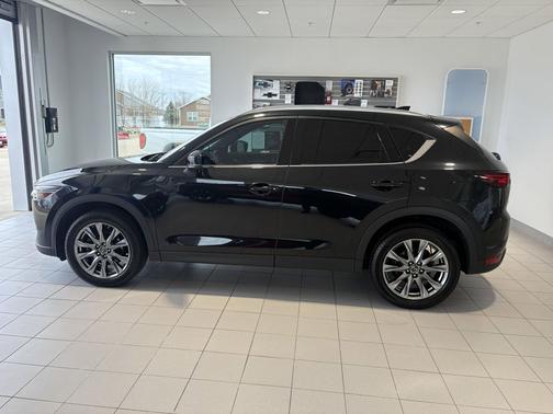 2019 Mazda CX-5 Signature