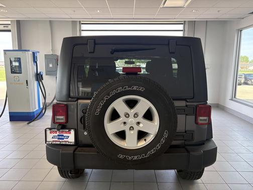 Granite Crystal Metallic Clearcoat 2018 Jeep Wrangler JK Unlimited Sport