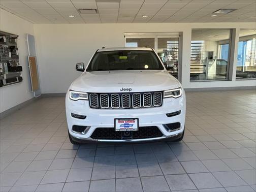 2020 Jeep Grand Cherokee Summit