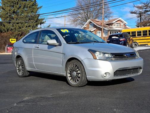2009 Ford Focus SES