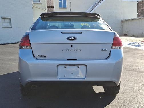 2009 Ford Focus SES