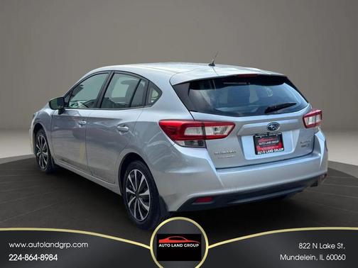 Ice Silver Metallic 2018 Subaru Impreza 2.0i