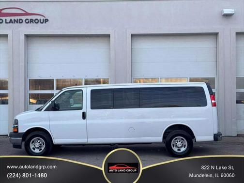 2017 Chevrolet Express 3500 LS