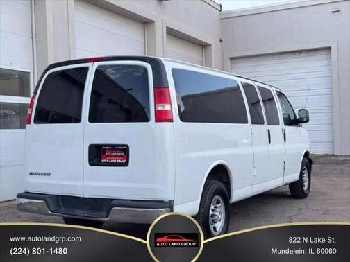 2017 Chevrolet Express 3500 LS