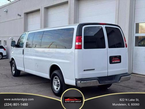 2017 Chevrolet Express 3500 LS