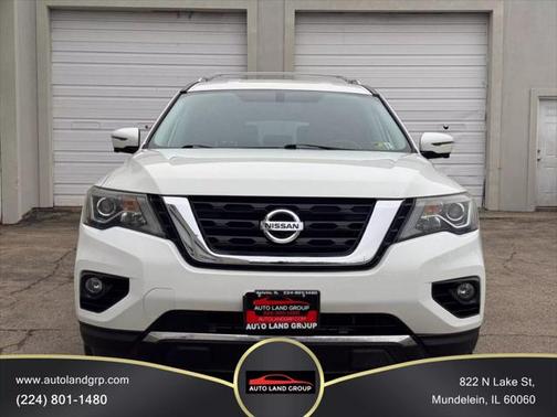 2017 Nissan Pathfinder SL