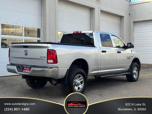 2017 RAM 2500 Tradesman Crew Cab 4x4 6'4' Box