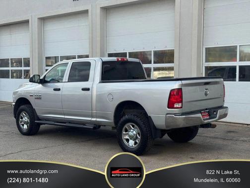 2017 RAM 2500 Tradesman Crew Cab 4x4 6'4' Box