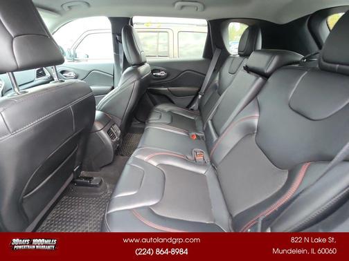Bright White Clearcoat 2020 Jeep Cherokee Trailhawk