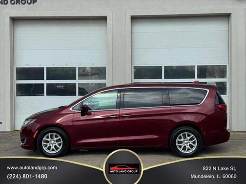 2017 Chrysler Pacifica Touring