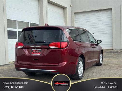 2017 Chrysler Pacifica Touring