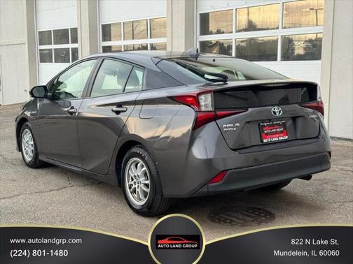 2021 Toyota Prius LE