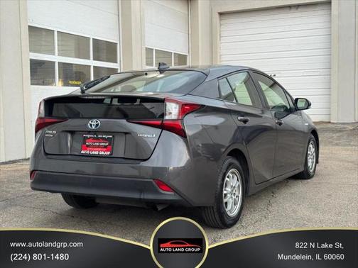 2021 Toyota Prius LE