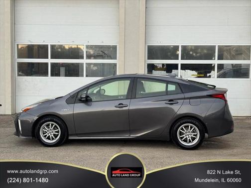 2021 Toyota Prius LE