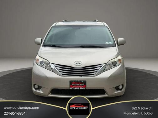 2015 Toyota Sienna XLE