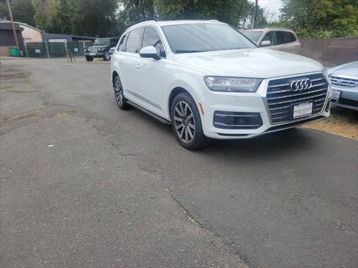 2017 Audi Q7 3.0T Premium