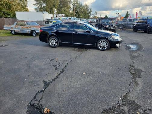2011 Lexus ES 350 Base