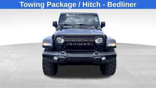 2022 Jeep Gladiator Sport