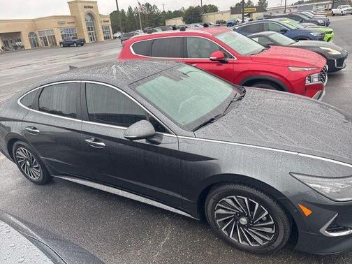 2023 Hyundai SONATA Hybrid Limited