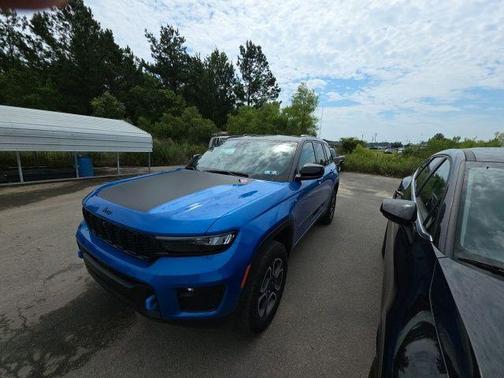 2024 Jeep Grand Cherokee 4xe Trailhawk