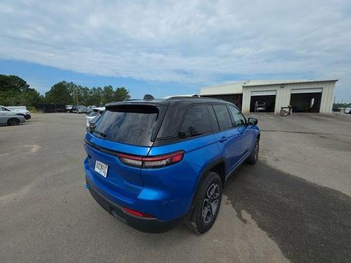 2024 Jeep Grand Cherokee 4xe Trailhawk