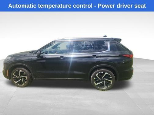 2022 Mitsubishi Outlander SEL