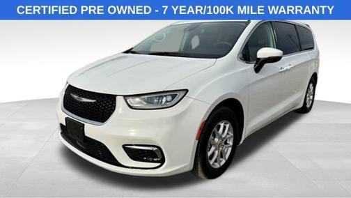 2023 Chrysler Pacifica Touring-L